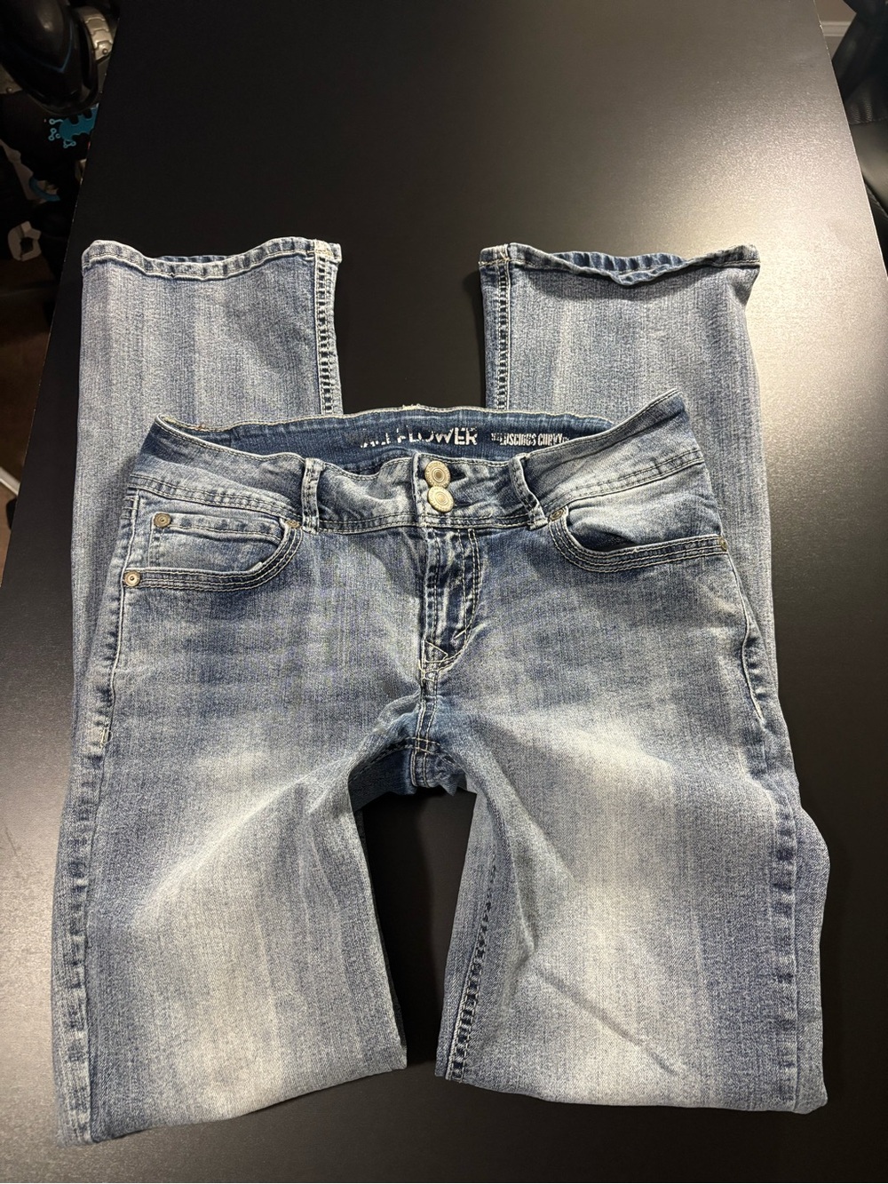 2000s y2k low rise slim boot Wallflower denim jeans